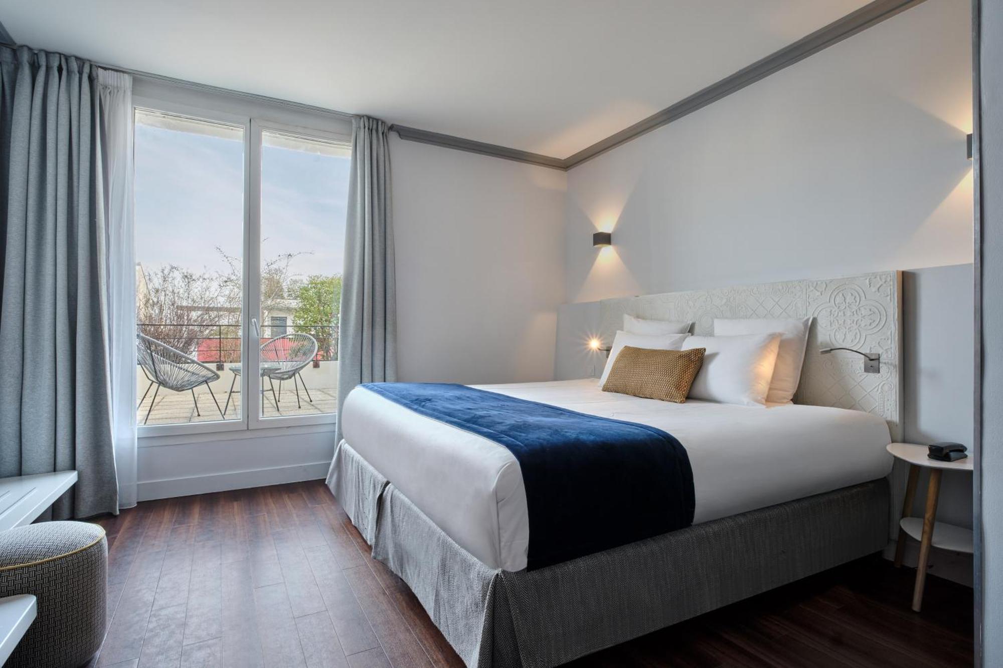 Hotel Atrium By Happyculture Suresnes Exterior photo